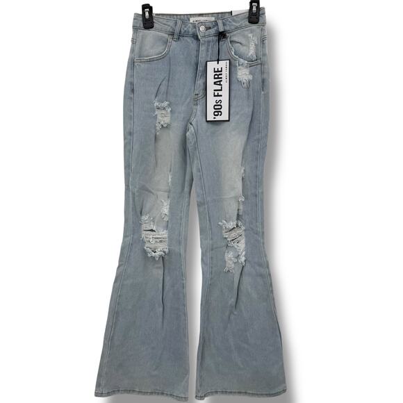 NEW Almost Famous 90's Flare Jeans Size 0 Light Wash Blue Flared Leg Distressed - Picture 1 of 8